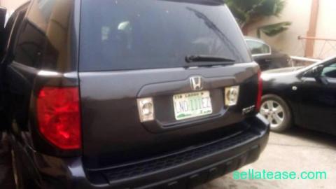 Honda pilot jeep