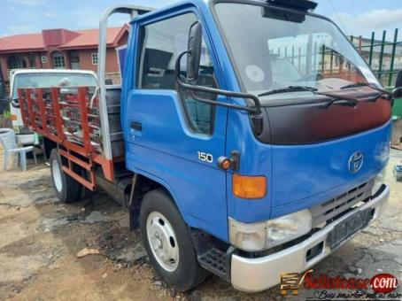Tokunbo Toyota Dyna 150 truck open back for sale in Nigeria