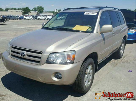 Used/ tokunbo TOYOTA HIGHLANDER 2005 for sale in Nigeria