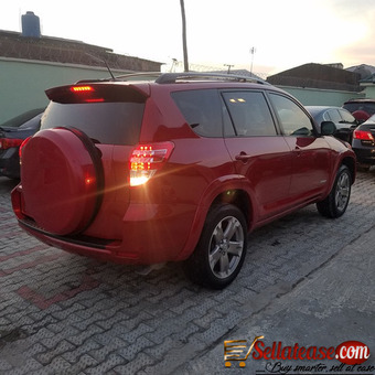 Tokunbo 2004 Toyota Rav4 For sale in Nigeria