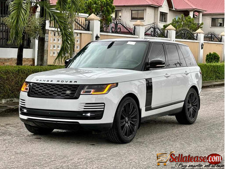 Tokunbo 2018 Range Rover Vogue Supercharged for sale in Nigeria