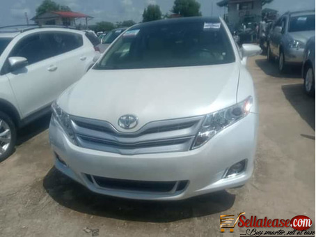 Tokunbo Toyota Venza 2013 for sale in Nigeria