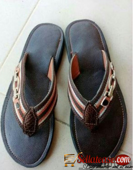 Brown male slippers for sale in Nigeria