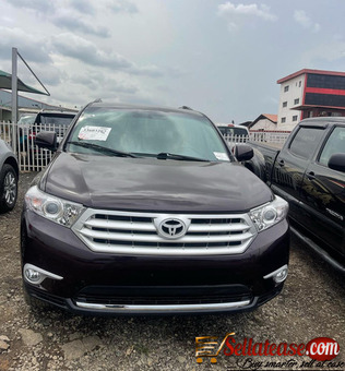 Tokunbo 2013 Toyota Highlander Limited for sale in Nigeria