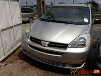 Tokunbo Toyota Sienna 2005 for sale in Nigeria