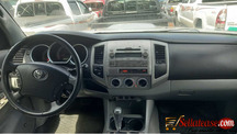 Foreign used 2009 Toyota tacoma