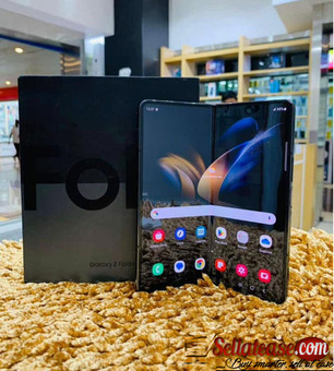 UK Samsung Galaxy Z Fold 4 5G for sale in Nigeria
