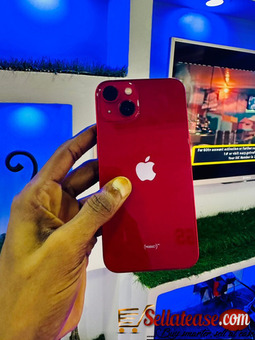 UK used iPhone 13 512GB chip unlocked for sale in Nigeria