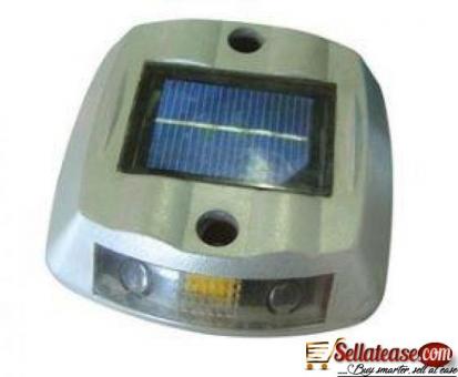 Anti-high(Low) Temperature LED Solar Cat Eyes Road Stud BY HIPHEN SOLUTIONS