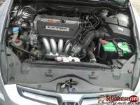 Tokunbo 2004 Honda accord end of discussion for sale in Nigeria