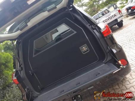 Brand new 2019 Lexus LX570 supersport bulletproof for sale in Nigeria