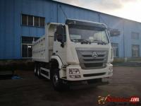 Brand new 30 tonnes  Howo sinotruck for sale in Nigeria