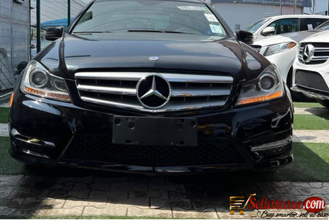 Tokunbo 2012 Mercedes-Benz C300 4MATIC for sale in Nigeria