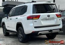 Brand new 2023 Toyota Land Cruiser GR Sport twin turbo Bulletproof for sale in Nigeria - 4