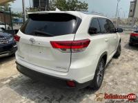 Tokunbo 2017 Toyota Highlander for sale in Nigeria - 2