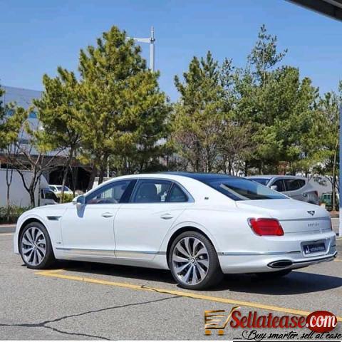 White exterior. price of bentley flying Spur in Nigeria