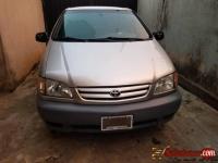 Tokunbo2003 Toyota Sienna for sale in Nigeria