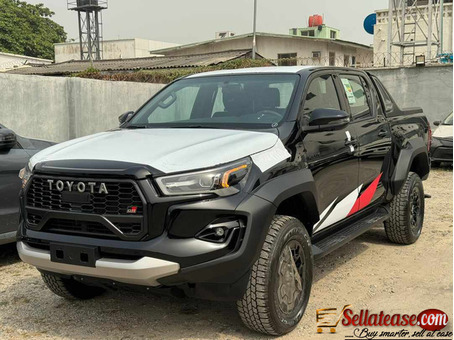Brand new 2024 Toyota Hilux GR SPORT for sale in Nigeria