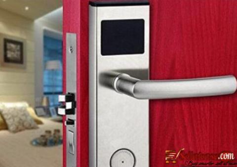 Xeeder Lock BY HIPHEN SOLUTIONS