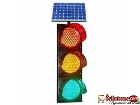 Solar Traffic Light BY HIPHEN SOLUTIONS