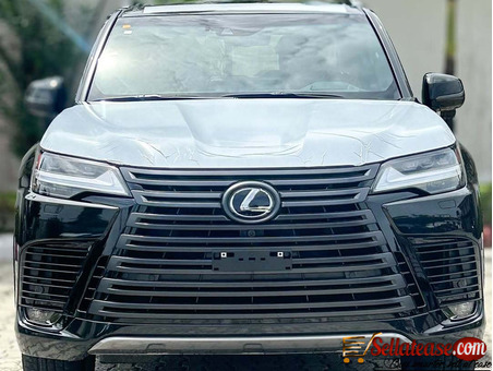 Brand new 2025 Lexus LX 600 VIP edition for sale in Nigeria