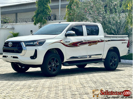 Brand new 2025 Toyota Hilux V4 for sale in Nigeria