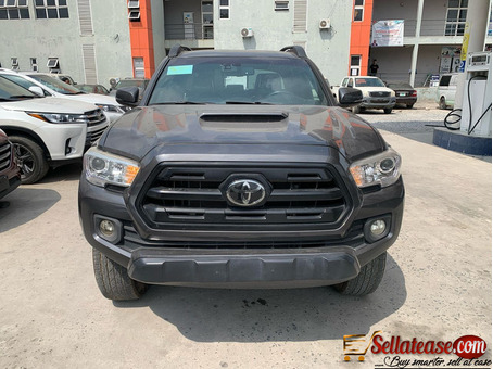 Tokunbo 2022 Toyota Tacoma for sale in Nigeria