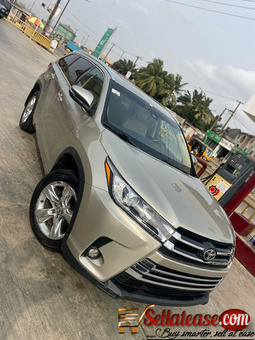 Tokunbo 2015 Toyota Highlander Limited AWD for sale in Nigeria