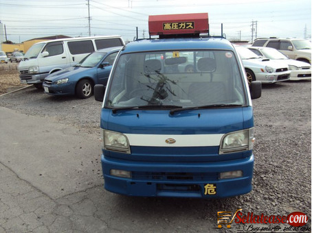 Tokunbo Suzuki and Daihatsu Hijet mini trucks for sale in Nigeria