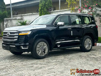 Brand new 2025 Toyota Land Cruiser VX 4.0-litre for sale in Nigeria - 5