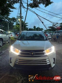 FOREIGN USED 2019 TOYOTA HIGHLANDER XLE FOR SALE