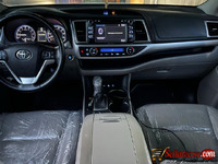 FOREIGN USED 2019 TOYOTA HIGHLANDER XLE FOR SALE