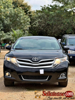 2010 TOYOTA VENZA FULL OPTION FOR SALE
