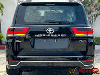 Brand new 2026 Toyota Land Cruiser VXR Twin turbo full option for sale in Nigeria - 3