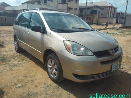 Nigerian used Toyota Sienna 2007