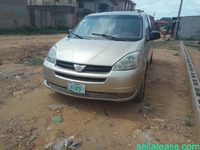 Nigerian used Toyota Sienna 2007
