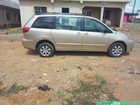 Nigerian used Toyota Sienna 2007