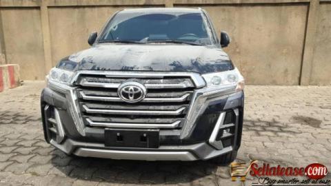 Brand new 2021 Toyota Land Cruiser bulletproof for sale in Nigeria