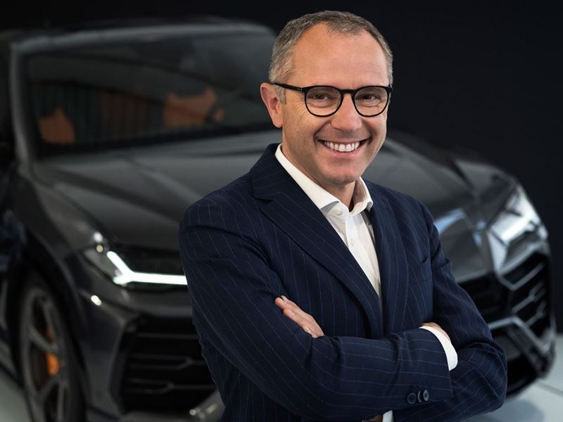 CEO of Lamborghini leaves leadership for a new role