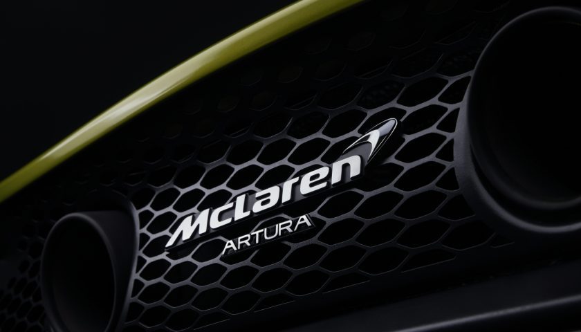 specifications and price of 2021 McLaren Artura in Nigeria