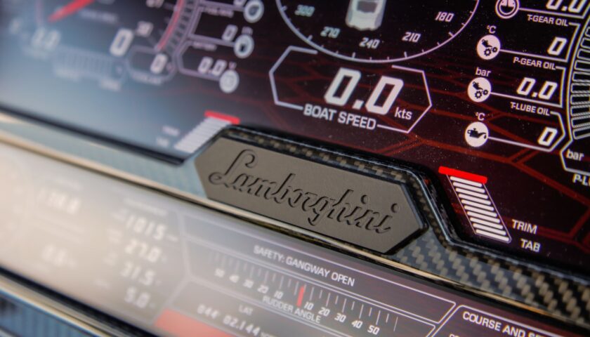 Tecnomar for Lamborghini 63 motoryacht