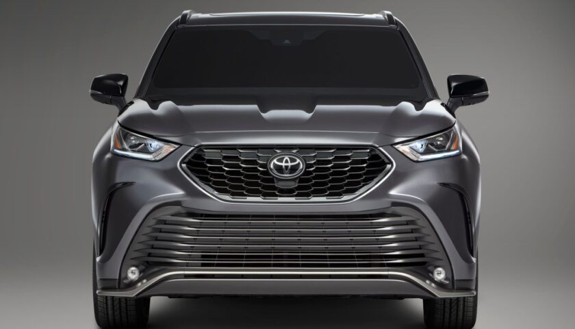 Specs and price of 2022 Toyota Highlander in Nigeria