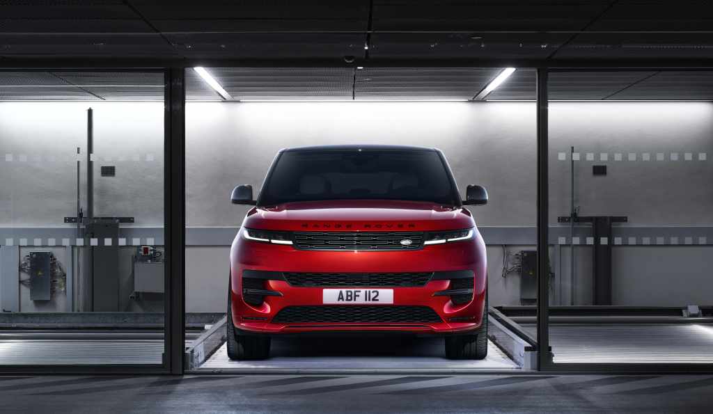 Specifications and price of 2023 Range Rover Sport in Nigeria
