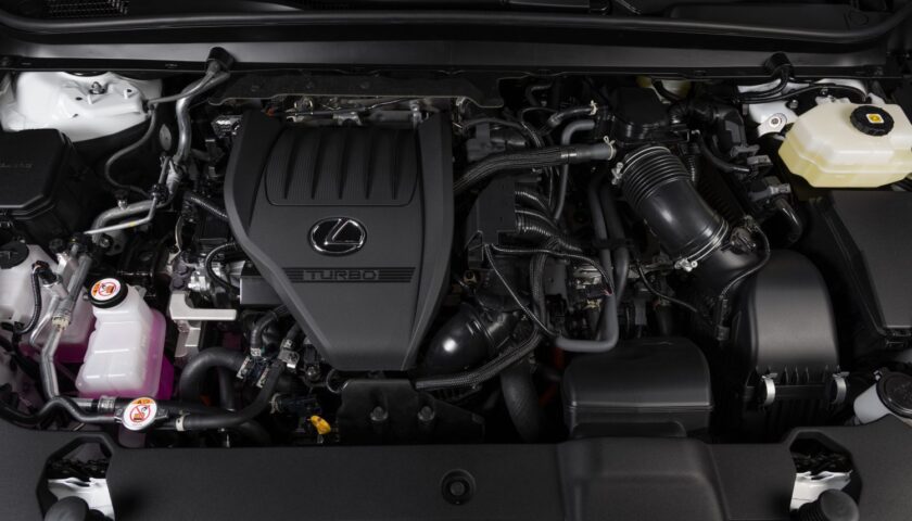 the engine of the 2023 Lexus RX 350 in Nigeria