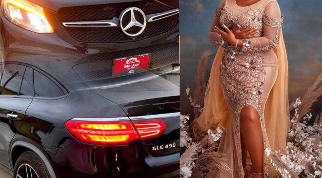  Price of Eniola Badmus’ Mercedes Benz GLE450 birthday Coupe in Nigeria