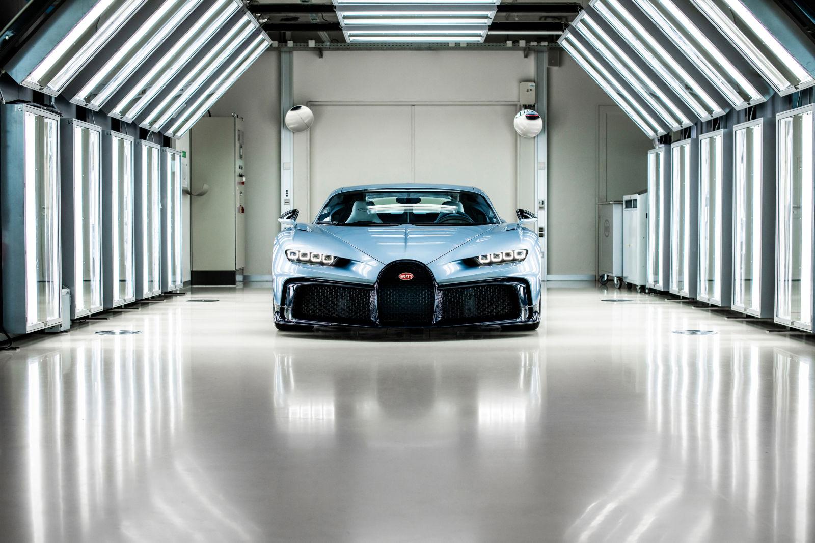 full specifications and price of the Bugatti Chiron Profilée in Nigeria