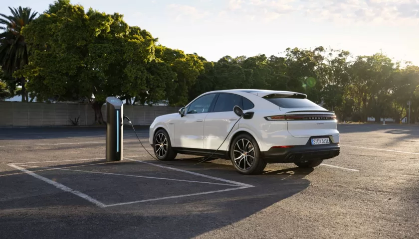 Charging the Porsche Cayenne Hybrid