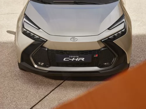 The front design of the 2024 Toyota C-HR