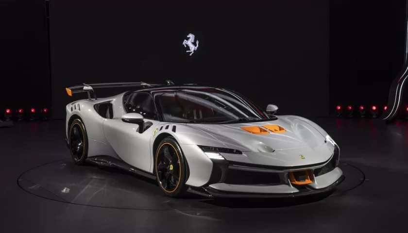 Specs and price of 2024 Ferrari SF90 XX Stradale and SF90 Spider in ...