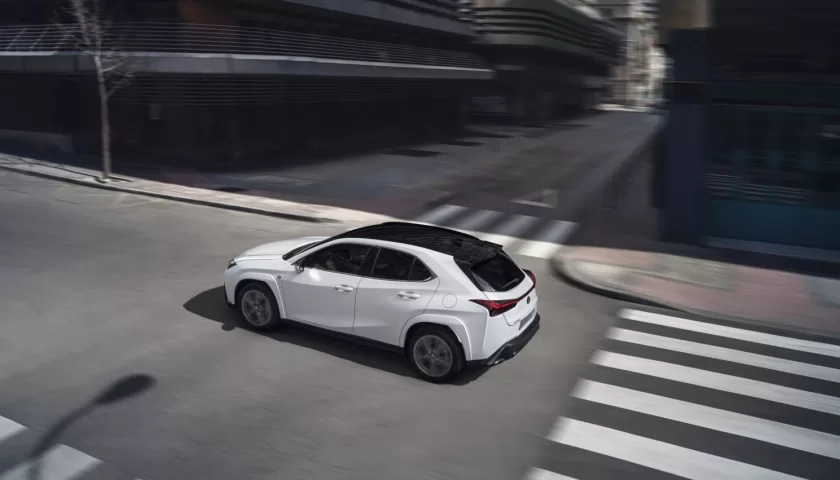The side view of the 2025 Lexus UX 300h